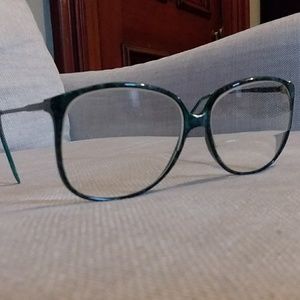 Emerald vintage glasses